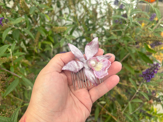 Peineta de Cattleya ✨🌷💜