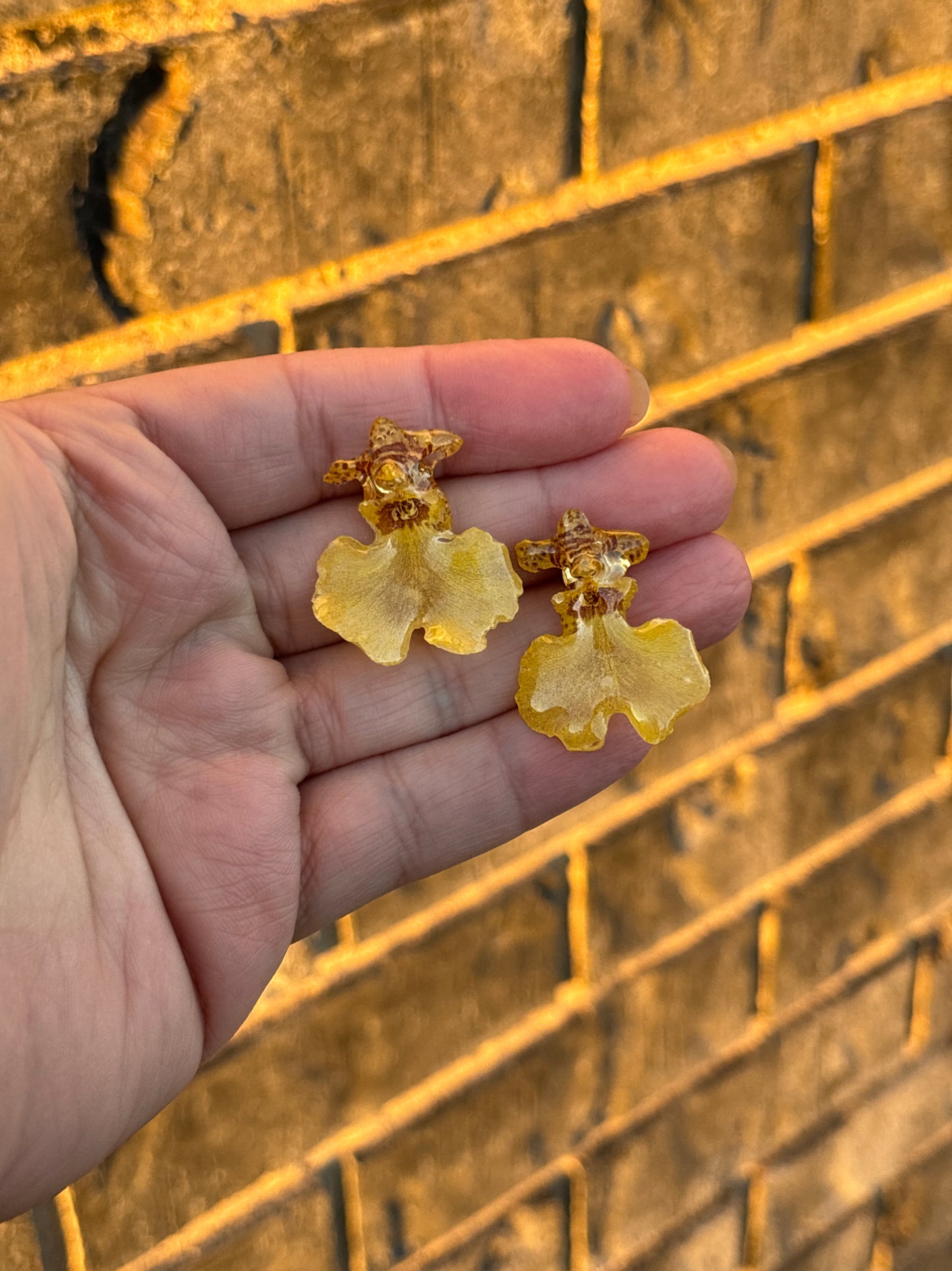 Dancing Lady Stud Earrings ✨💃🏼