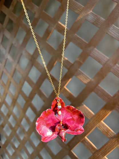 Collar de Orquídea Burgandy