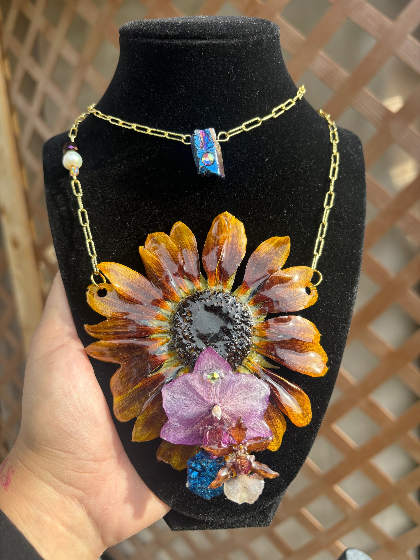 Collar de girasol & orquídeas