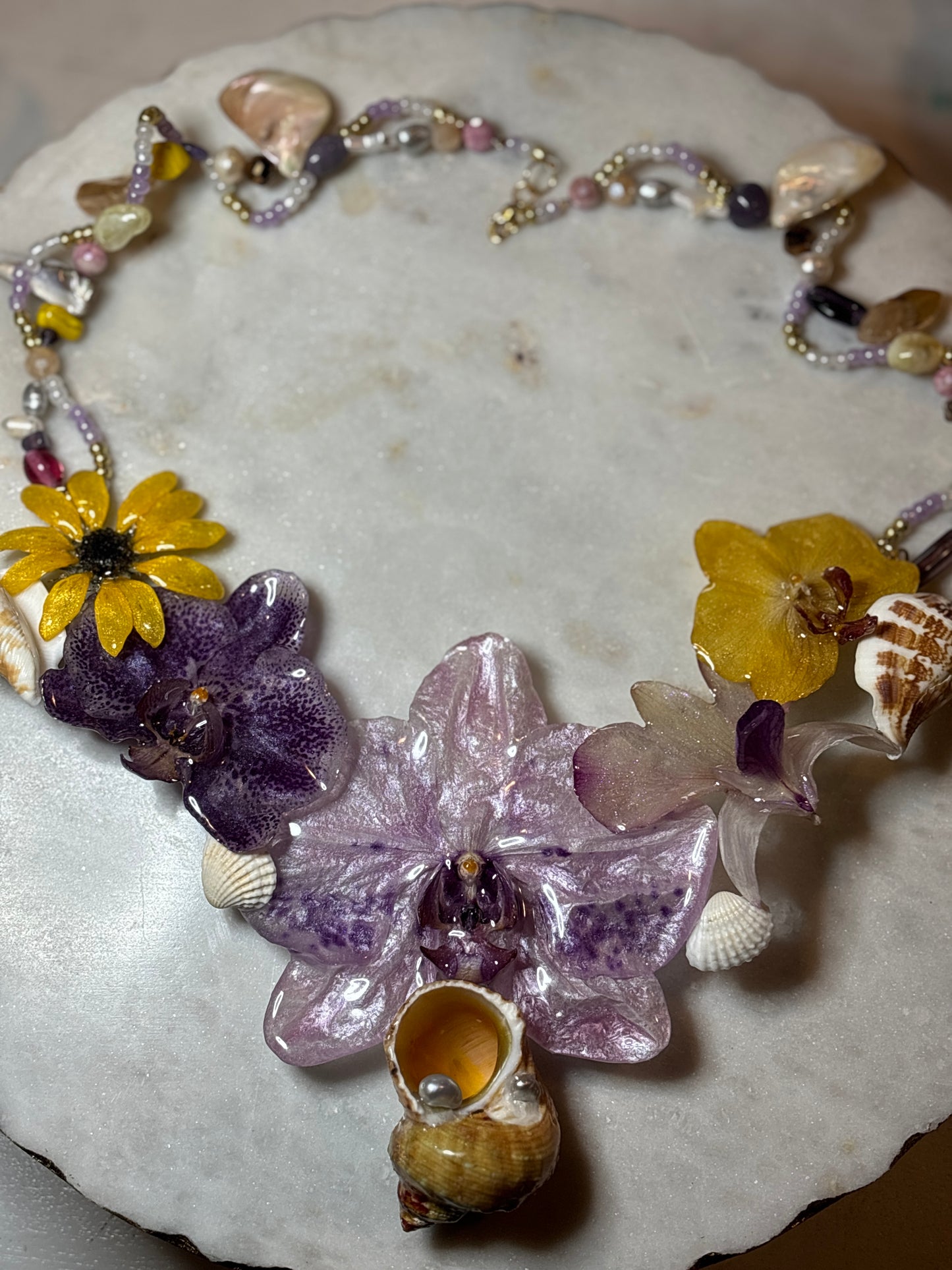 Maximalist collar 🌿🌸🐚