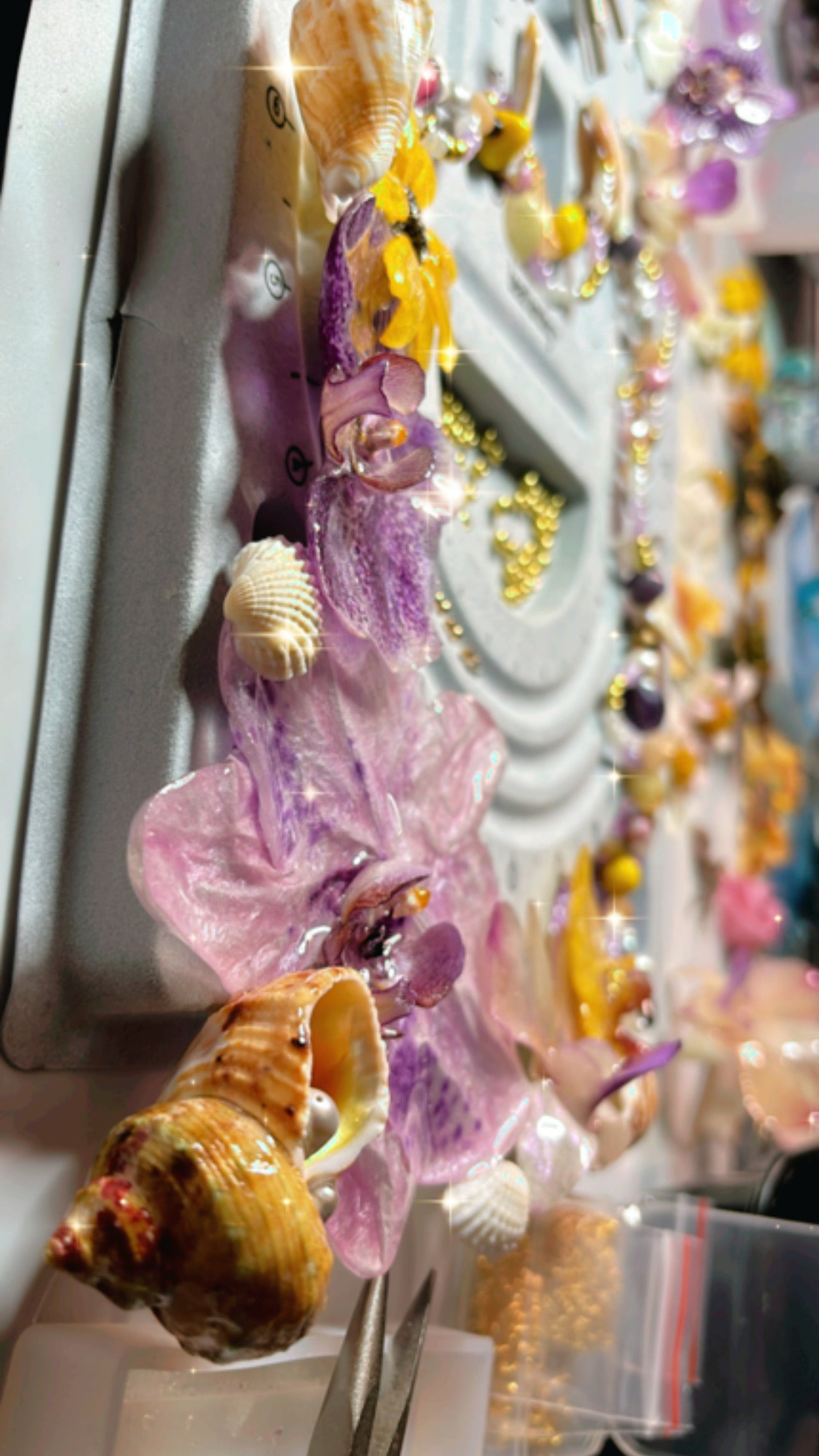 Maximalist collar 🌿🌸🐚